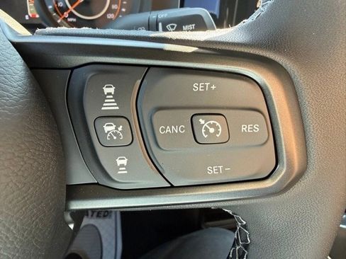 New 2025 Jeep Gladiator Sport image 14