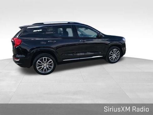 Used 2023 GMC Terrain Denali image 28
