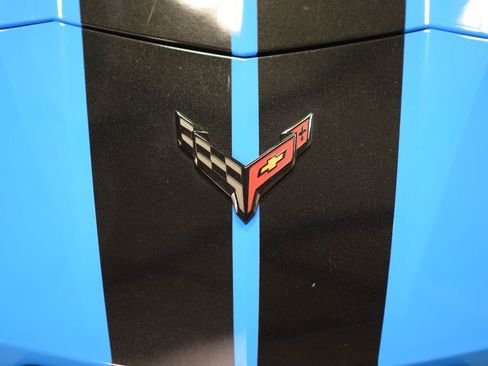 Used 2023 Chevrolet Corvette Stingray Preferred Cpe w/ Battery Protection Package RWD image 14