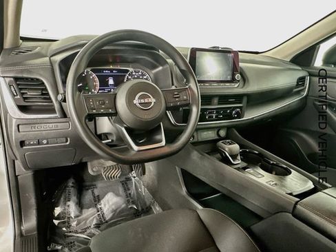 Certified 2024 Nissan Rogue S FWD image 11
