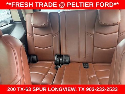 Used 2019 Cadillac Escalade Premium Luxury RWD image 17