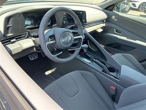 New 2025 Hyundai Elantra Sport image 6