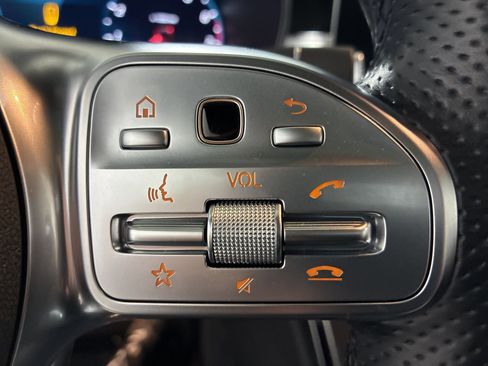 Used 2022 Mercedes-Benz C 300 C 300 image 18