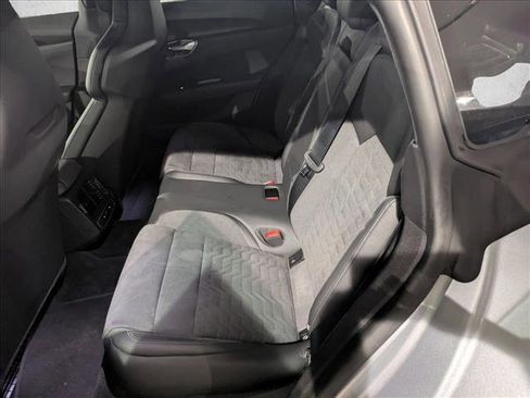 Used 2022 Audi e-tron GT Premium Plus image 20