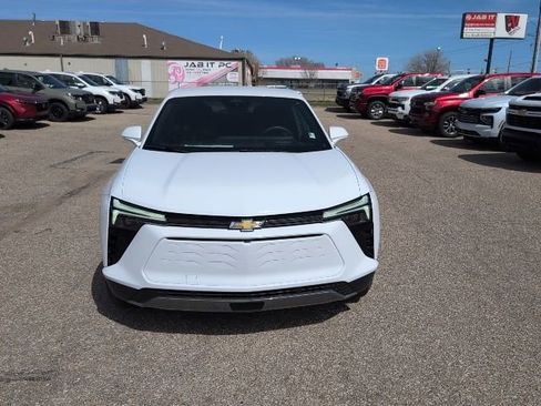 New 2025 Chevrolet Blazer EV LT image 14