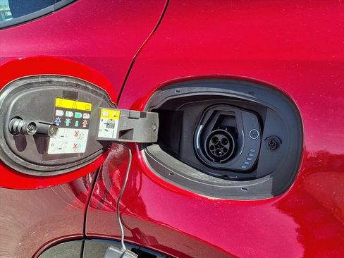 Used 2024 Alfa Romeo Tonale Ti image 21