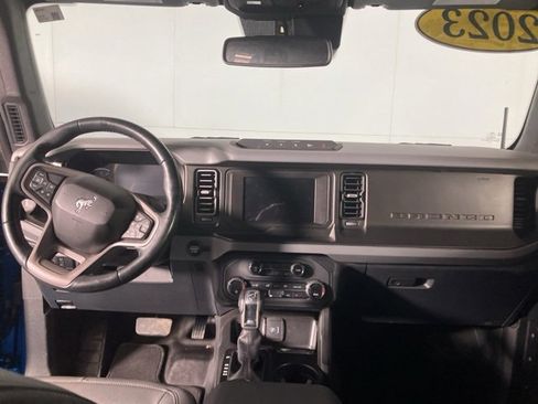 Used 2023 Ford Bronco Big Bend w/ Sasquatch Package image 17