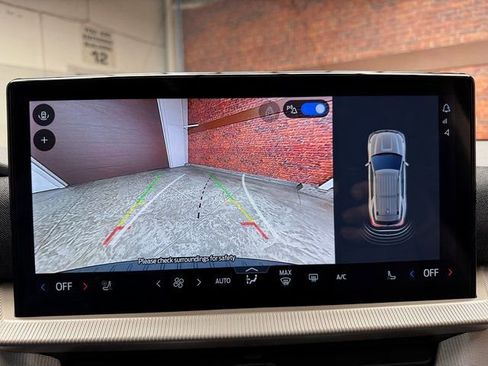 New 2025 Ford Explorer Active w/ Active Comfort Package image 21