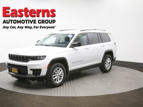 Used 2023 Jeep Grand Cherokee L Laredo image 59