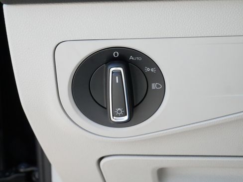 Certified 2024 Volkswagen Tiguan SE R-Line FWD image 26