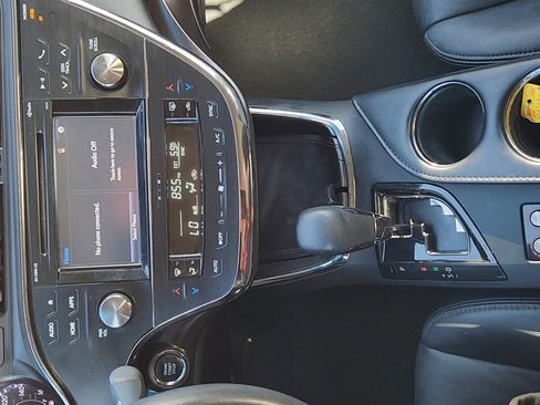 Used 2016 Toyota Avalon Limited image 14