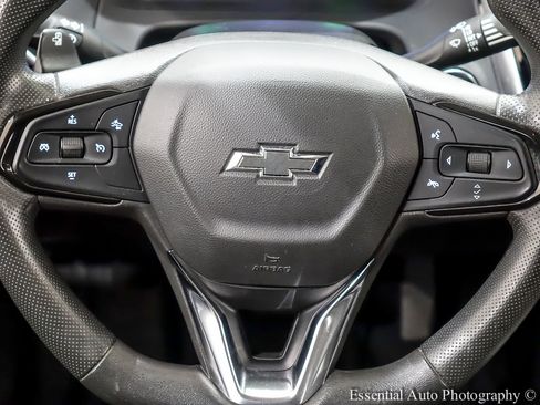 Used 2023 Chevrolet Bolt EUV LT w/ Driver Confidence Package image 18