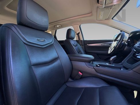 Used 2019 Cadillac XT5 Luxury image 8