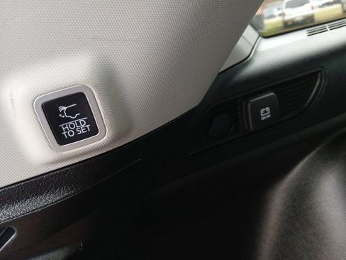 Certified 2023 Jeep Grand Cherokee Limited image 29