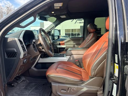 Used 2020 Ford F250 King Ranch w/ King Ranch Ultimate Package image 5