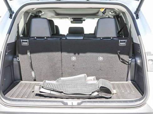 Used 2025 Toyota Grand Highlander Limited image 26