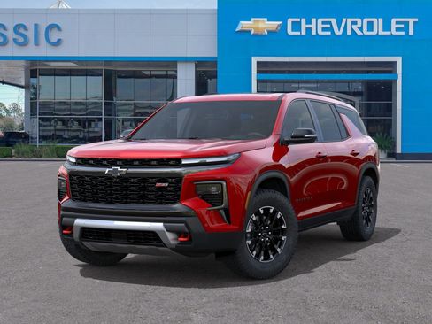 New 2026 Chevrolet Traverse Z71 w/ Enhanced Driving Package image 6