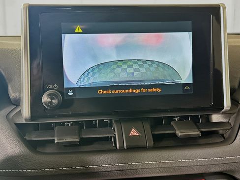 Certified 2025 Toyota RAV4 LE FWD image 24