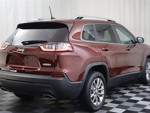 Used 2021 Jeep Cherokee Latitude Lux w/ Comfort/Convenience Group image 17