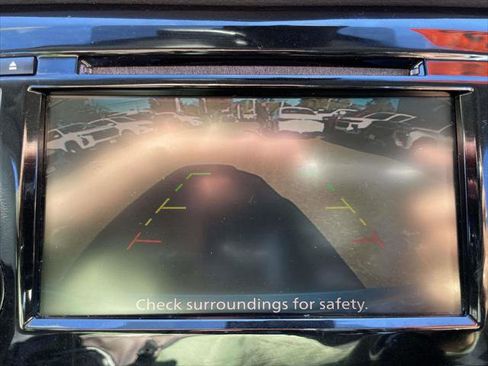 Used 2020 Nissan Rogue S image 24