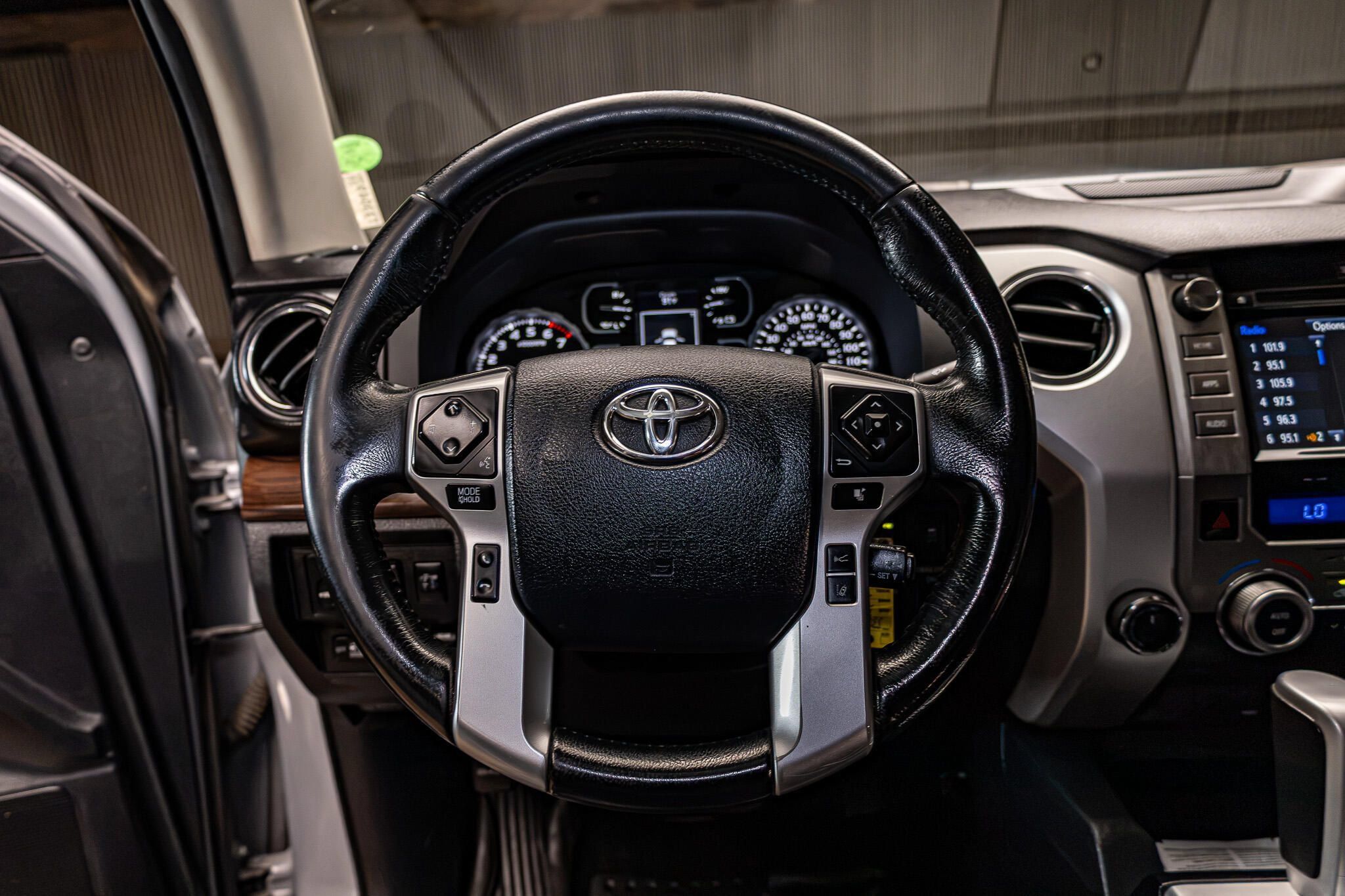 Used 2018 Toyota Tundra Limited w/ Limited Premium Package AWD/4WD image 13