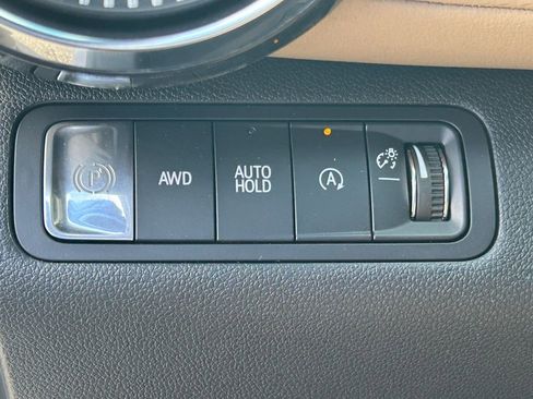 New 2026 Chevrolet Equinox ACTIV w/ Convenience Package III AWD/4WD image 31
