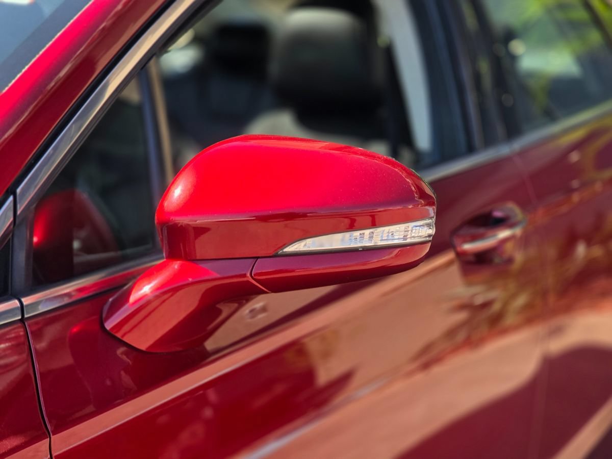 Used 2014 Ford Fusion Titanium FWD image 8