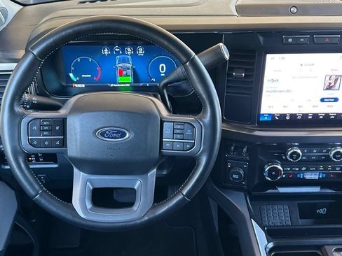Used 2024 Ford F250 Lariat AWD/4WD image 11