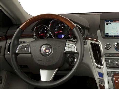 Used 2010 Cadillac CTS Sedan RWD image 4