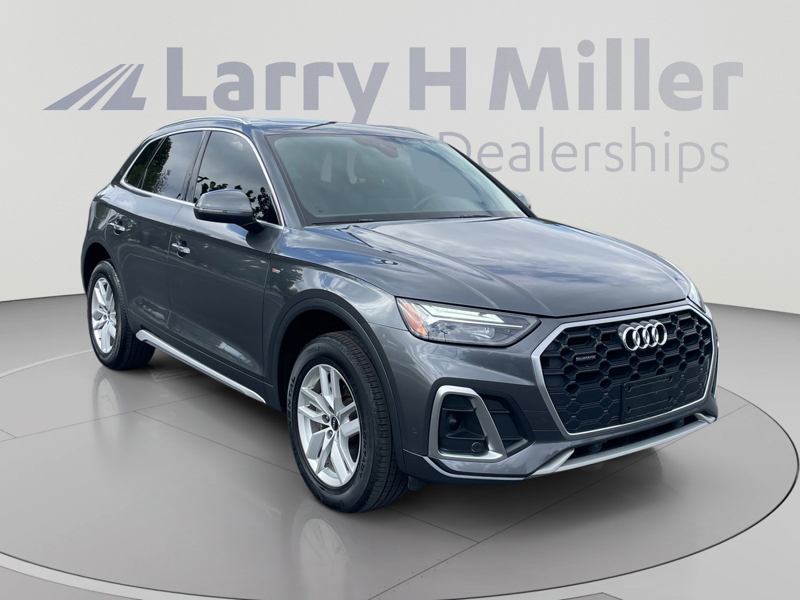 Used 2023 Audi Q5 2.0T Premium w/ Convenience Package AWD/4WD image 7