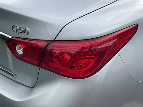 Used 2015 INFINITI Q50 Premium w/ Navigation Package RWD image 6