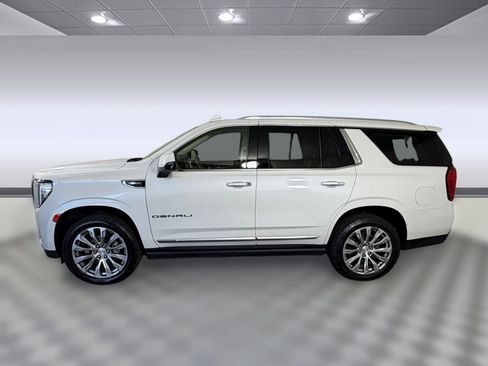 Used 2021 GMC Yukon Denali w/ Denali Premium Package RWD image 2
