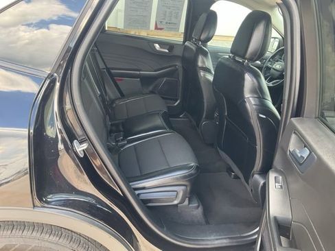 Used 2024 Ford Escape SE FWD image 30