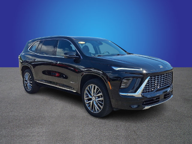Used 2026 Buick Enclave Avenir w/ Super Cruise Package FWD image 3