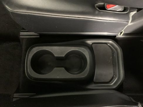 Used 2022 Toyota Highlander XLE image 33