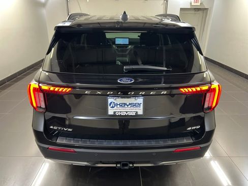 New 2026 Ford Explorer Active w/ Active Comfort Package AWD/4WD image 5