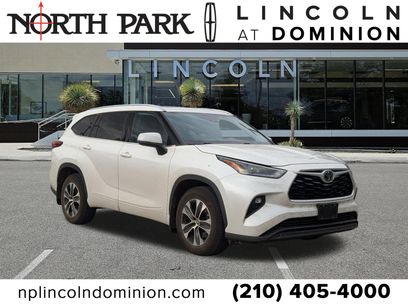 Used 2021 Toyota Highlander XLE