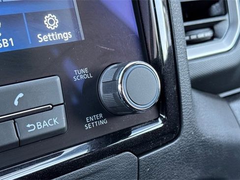 Used 2024 Nissan Frontier SV w/ SV Convenience Package image 32