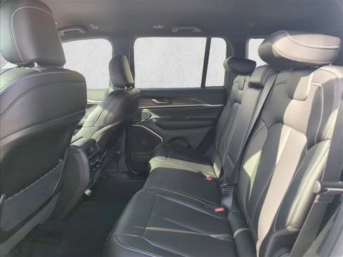 New 2026 Jeep Grand Cherokee Limited image 14