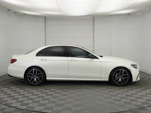 Used 2023 Mercedes-Benz E 350 Sedan image 4