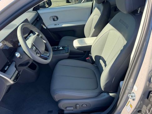 New 2026 Hyundai Ioniq 5 SEL RWD image 9
