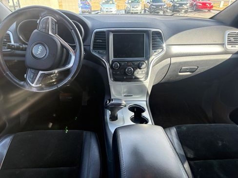 Used 2015 Jeep Grand Cherokee Altitude image 9
