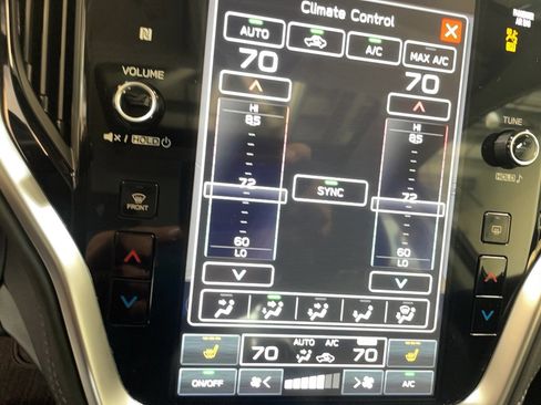 Used 2024 Subaru Legacy Limited image 8