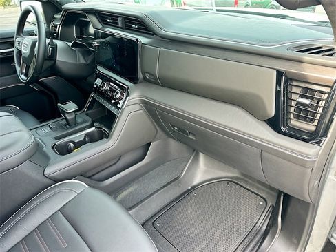 Certified 2025 GMC Sierra 1500 AT4X image 31