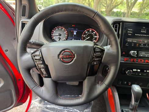 Used 2026 Nissan Frontier PRO-4X AWD/4WD image 24