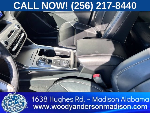 Used 2021 Ford Explorer XLT w/ Equipment Group 202A AWD/4WD image 15