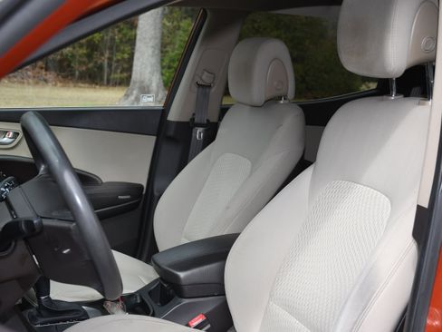 Used 2017 Hyundai Santa Fe Sport image 11