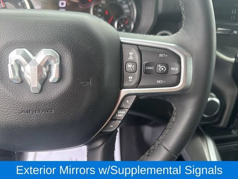 Used 2025 RAM 1500 Big Horn AWD/4WD image 27