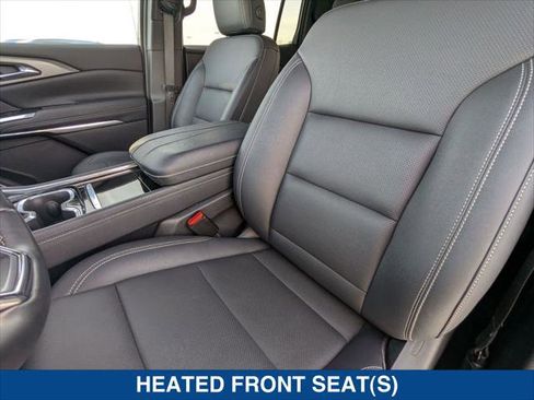 Used 2024 Chevrolet Traverse LT w/ Enhanced Driving Package image 21