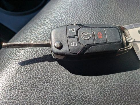 Used 2017 Ford F250 Lariat w/ Lariat Value Package image 29